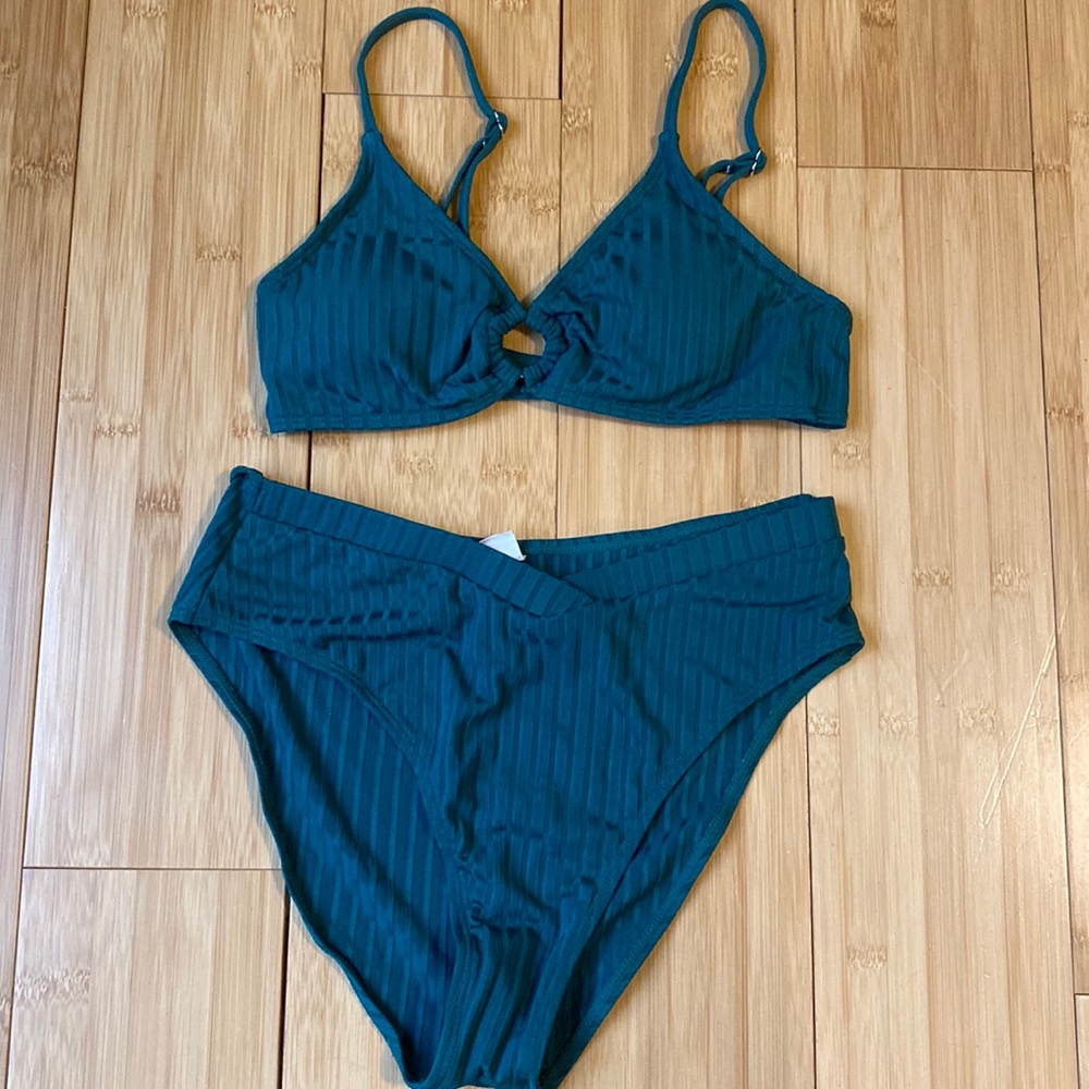 High waisted emerald green bikini
